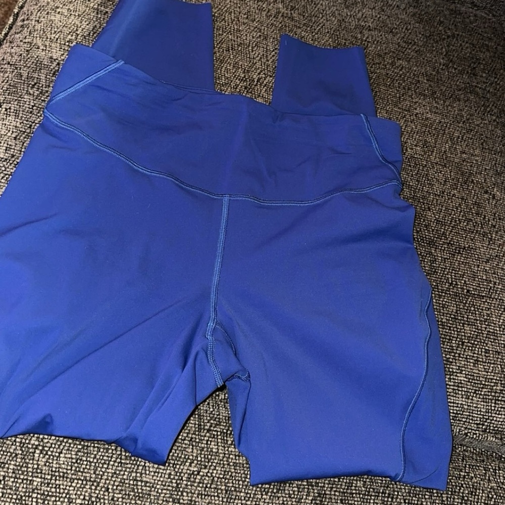 Blue lululemon leggings